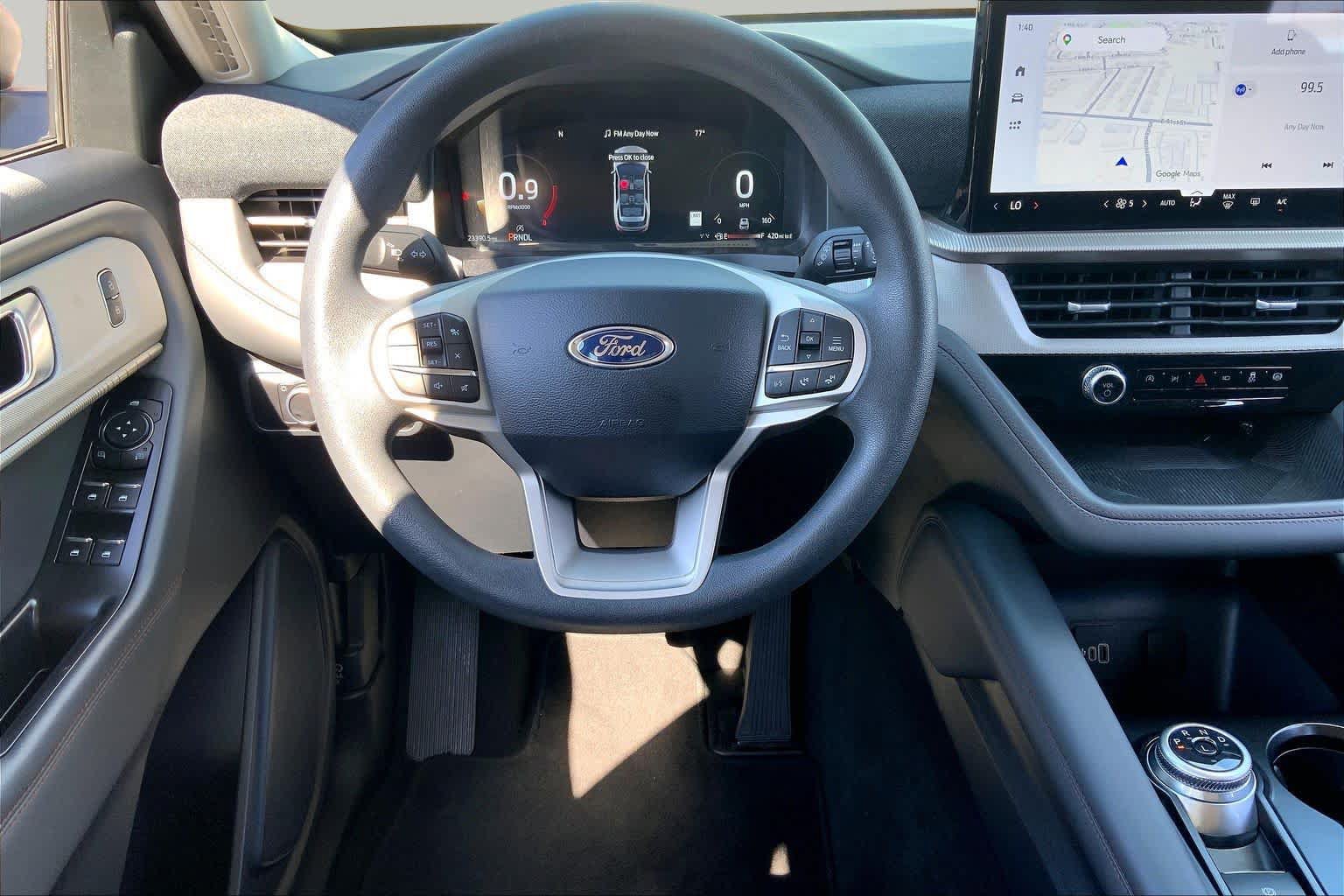 Used 2026 Ford Explorer Active RWD image 6