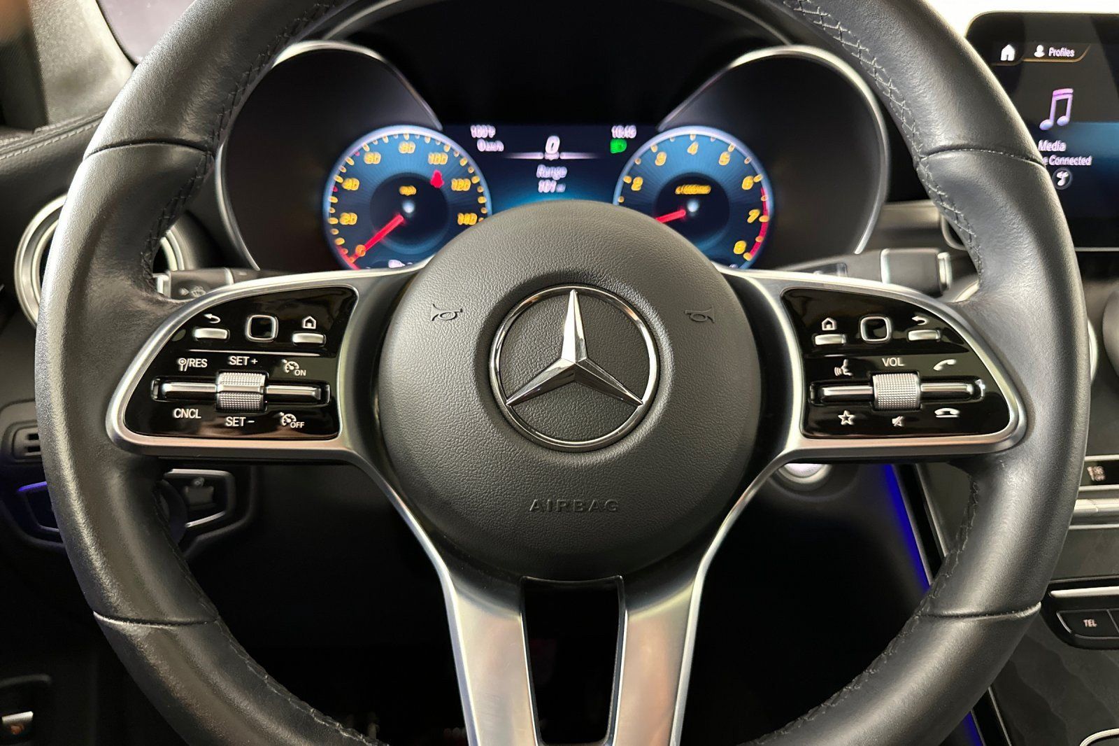 Used 2023 Mercedes-Benz GLC 300 4MATIC Coupe image 22