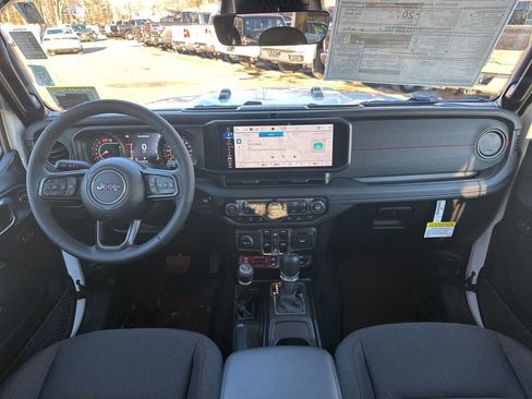 New 2026 Jeep Wrangler Unlimited Rubicon w/ Safety Group image 12
