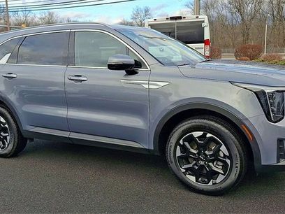 Used 2025 Kia Sorento S