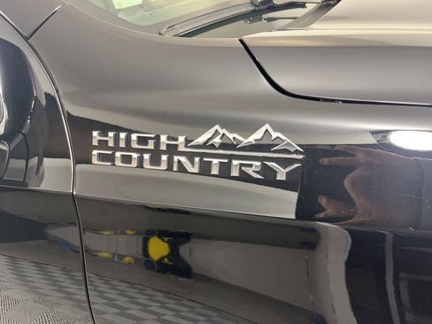 New 2026 Chevrolet Tahoe High Country image 8