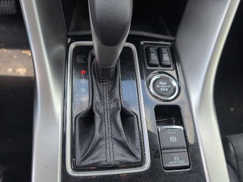 Used 2024 Mitsubishi Eclipse Cross AWD image 20