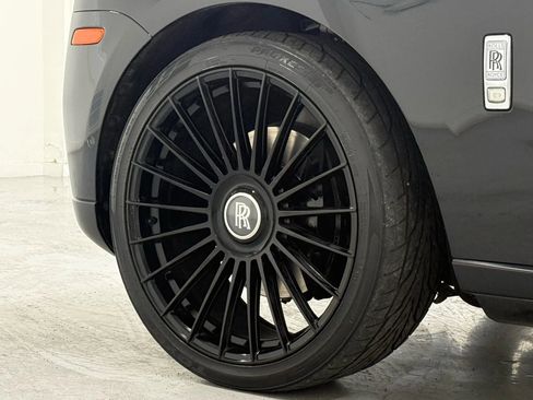 Used 2019 Rolls-Royce Cullinan image 45