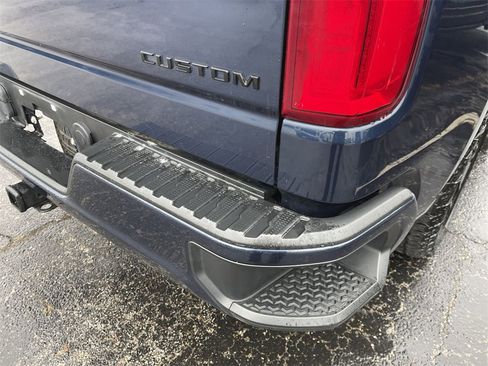 Used 2021 Chevrolet Silverado 1500 Custom w/ LPO, Blackout Package image 8