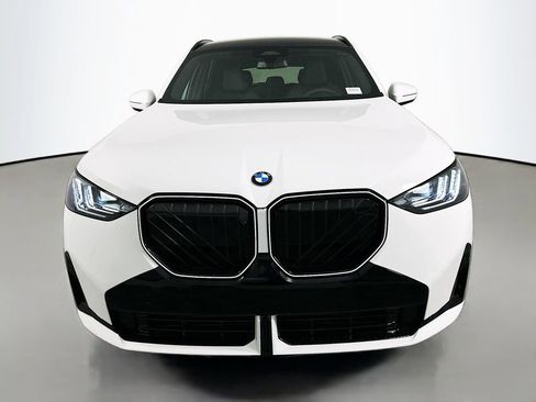 New 2026 BMW X3 xDrive30 w/ Premium Package image 2