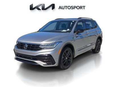 Used 2022 Volkswagen Tiguan SE R-Line