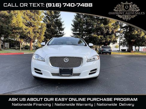 Used 2013 Jaguar XJ L Portfolio AWD/4WD image 2