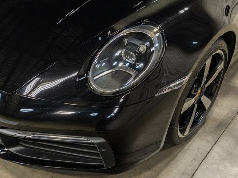 Used 2020 Porsche 911 Carrera RWD image 20