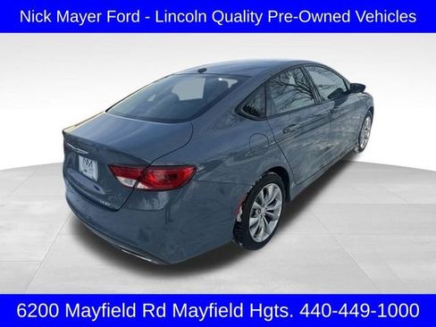 Used 2015 Chrysler 200 S image 7