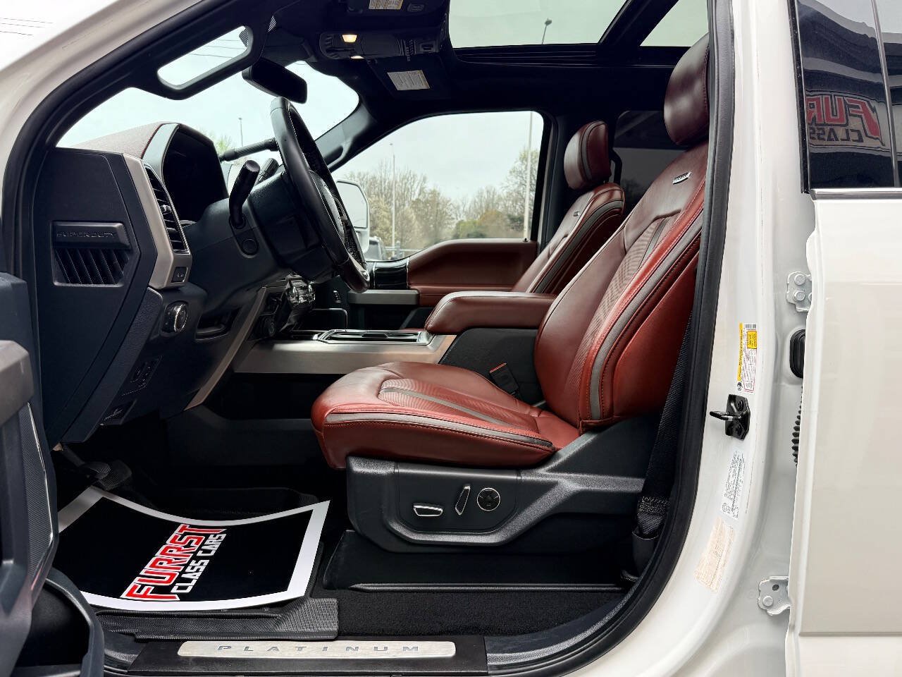 Used 2022 Ford F450 Platinum w/ FX4 Off-Road Package AWD/4WD image 23