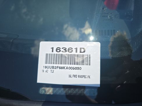 Used 2019 Acura TLX V6 w/ Technology & A-SPEC Pkg FWD image 30