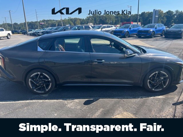 Used 2025 Kia K4 GT-Line w/ GT-Line Premium Package FWD image 1