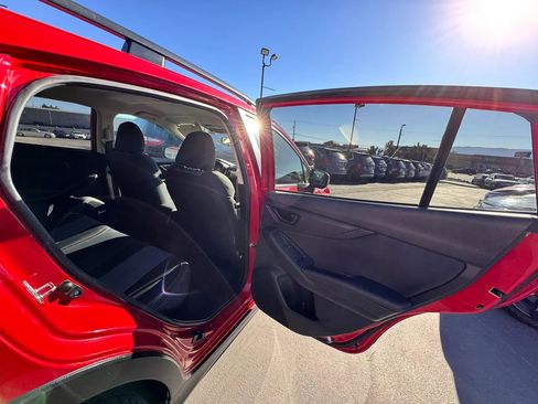 Used 2020 Subaru Crosstrek 2.0i Premium image 26