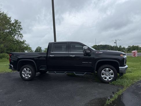 Used 2022 Chevrolet Silverado 2500 LTZ AWD/4WD image 1