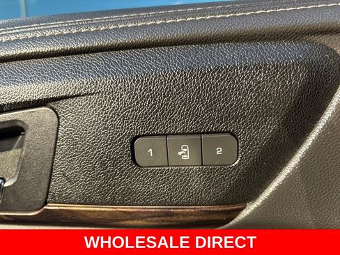 Used 2015 GMC Acadia Denali AWD/4WD image 18