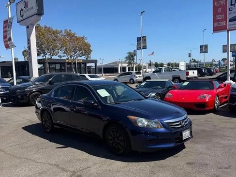 Used 2011 Honda Accord LX image 3