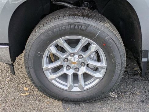 New 2026 Chevrolet Silverado 1500 LT image 32