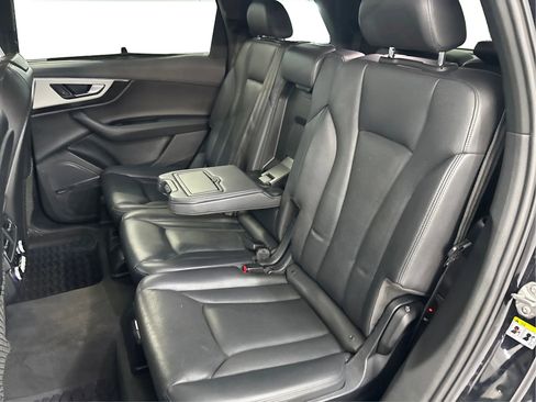 Used 2019 Audi Q7 2.0T Premium Plus w/ Premium Plus Package AWD/4WD image 14