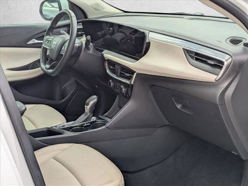 Used 2024 Buick Encore GX Sport Touring FWD image 21