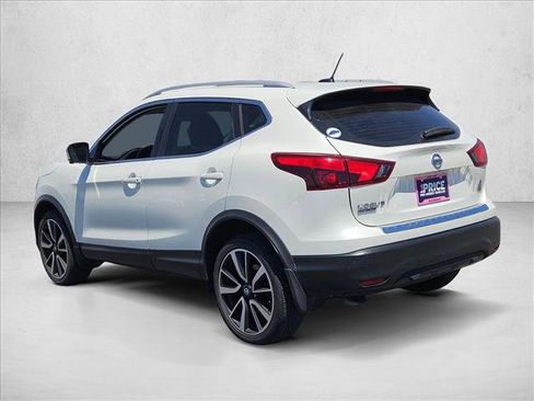 Used 2017 Nissan Rogue Sport SL w/ SL Premium Package FWD image 7