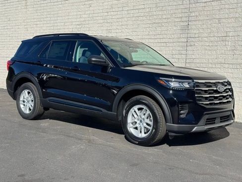 New 2026 Ford Explorer Active image 6