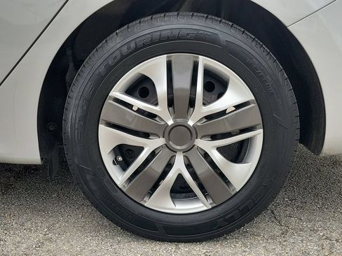 Used 2023 Kia Rio LX FWD image 10