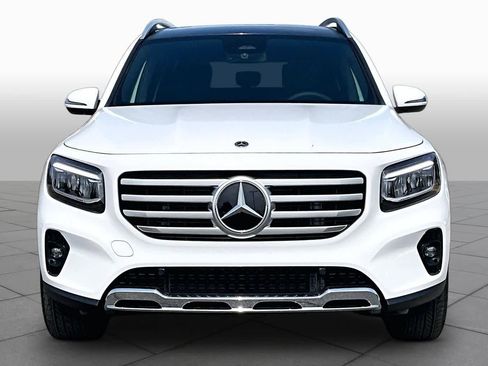 Used 2026 Mercedes-Benz GLB 250 image 4