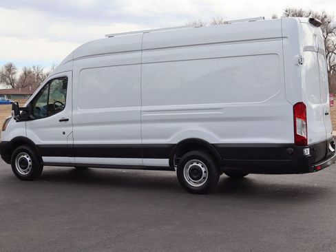 Used 2019 Ford Transit 350 image 8