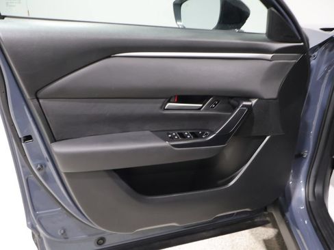 Used 2025 MAZDA CX-50 AWD 2.5 S w/ Preferred Package image 12