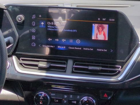 New 2026 Chevrolet Trax RS w/ Driver Confidence Package FWD image 18