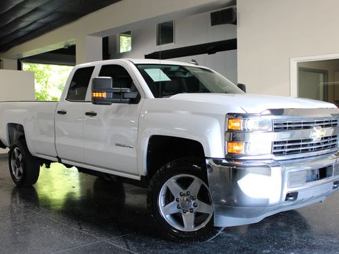 Used 2018 Chevrolet Silverado 2500 W/T w/ WT Convenience Package RWD image 35