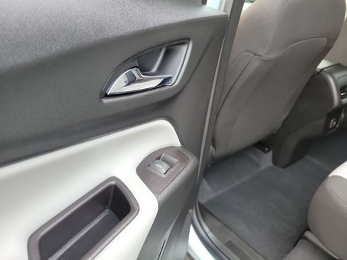 Used 2022 Chevrolet Equinox LT FWD image 13