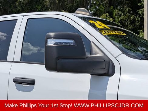 Used 2024 RAM 2500 Tradesman w/ Chrome Appearance Group AWD/4WD image 11