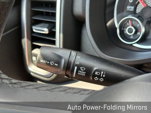 Used 2025 RAM 1500 Big Horn AWD/4WD image 35