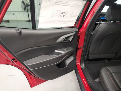 New 2026 Chevrolet Trax RS FWD image 34