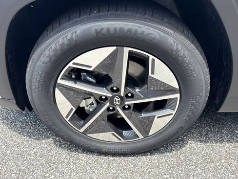 New 2025 Hyundai Tucson SEL image 9