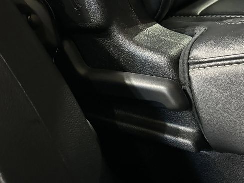 Used 2017 Ford Explorer Platinum AWD/4WD image 68