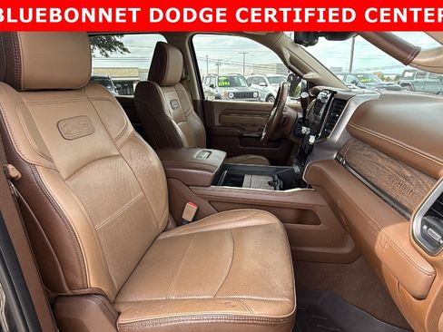 Used 2022 RAM 2500 Limited AWD/4WD image 30