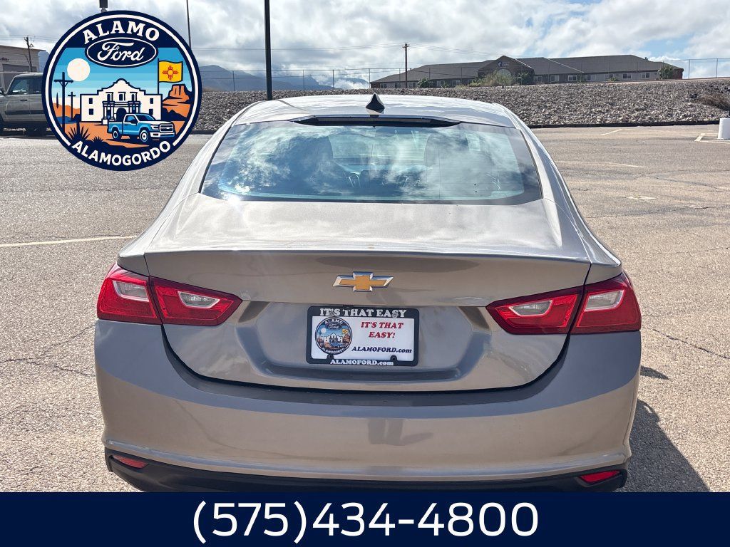 Used 2024 Chevrolet Malibu LS FWD image 7