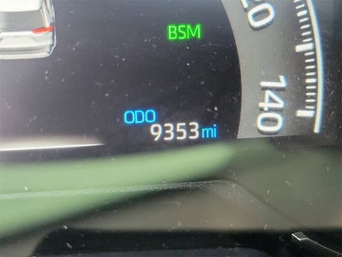 Used 2025 Toyota RAV4 XLE image 24