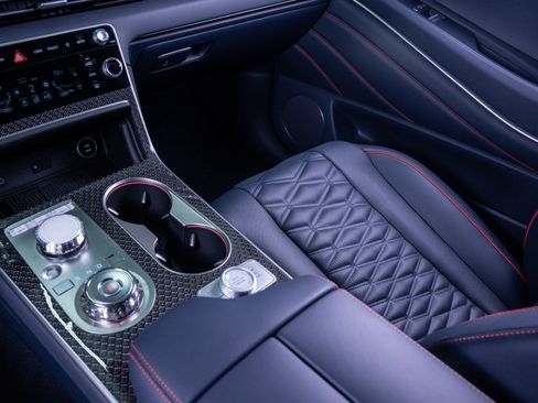 New 2026 Genesis GV80 3.5T e-SC image 28