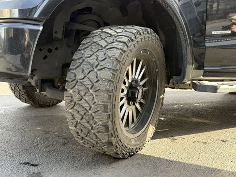 Used 2015 Ford F150 Lariat w/ Equipment Group 501A Mid image 33