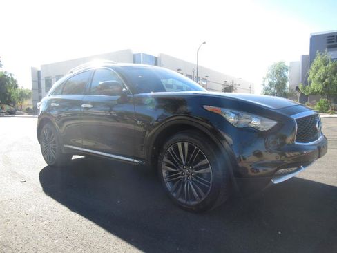 Used 2017 INFINITI QX70 2WD w/ Limited Package image 4