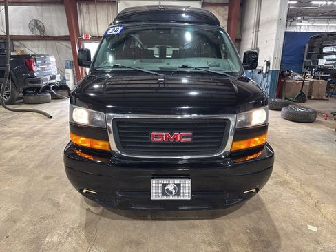 Used 2020 GMC Savana 2500 Extended w/ Enhanced Convenience Package image 6