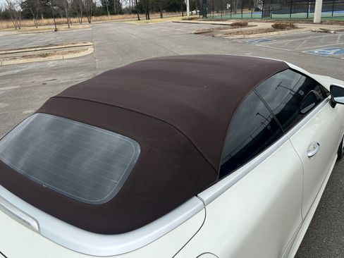 Used 2018 Mercedes-Benz E 400 4MATIC Cabriolet w/ Premium 2 Package (Q02) image 58