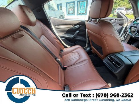 Used 2015 Maserati Ghibli RWD image 26