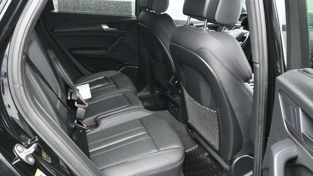 Used 2021 Audi Q5 Prestige w/ Prestige Package AWD/4WD image 11