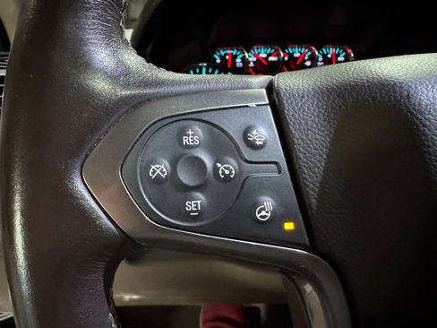 Used 2016 Chevrolet Suburban LTZ image 33