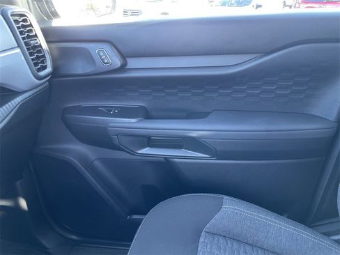 Used 2025 Ford Ranger XL w/ Trailer Tow Package image 19