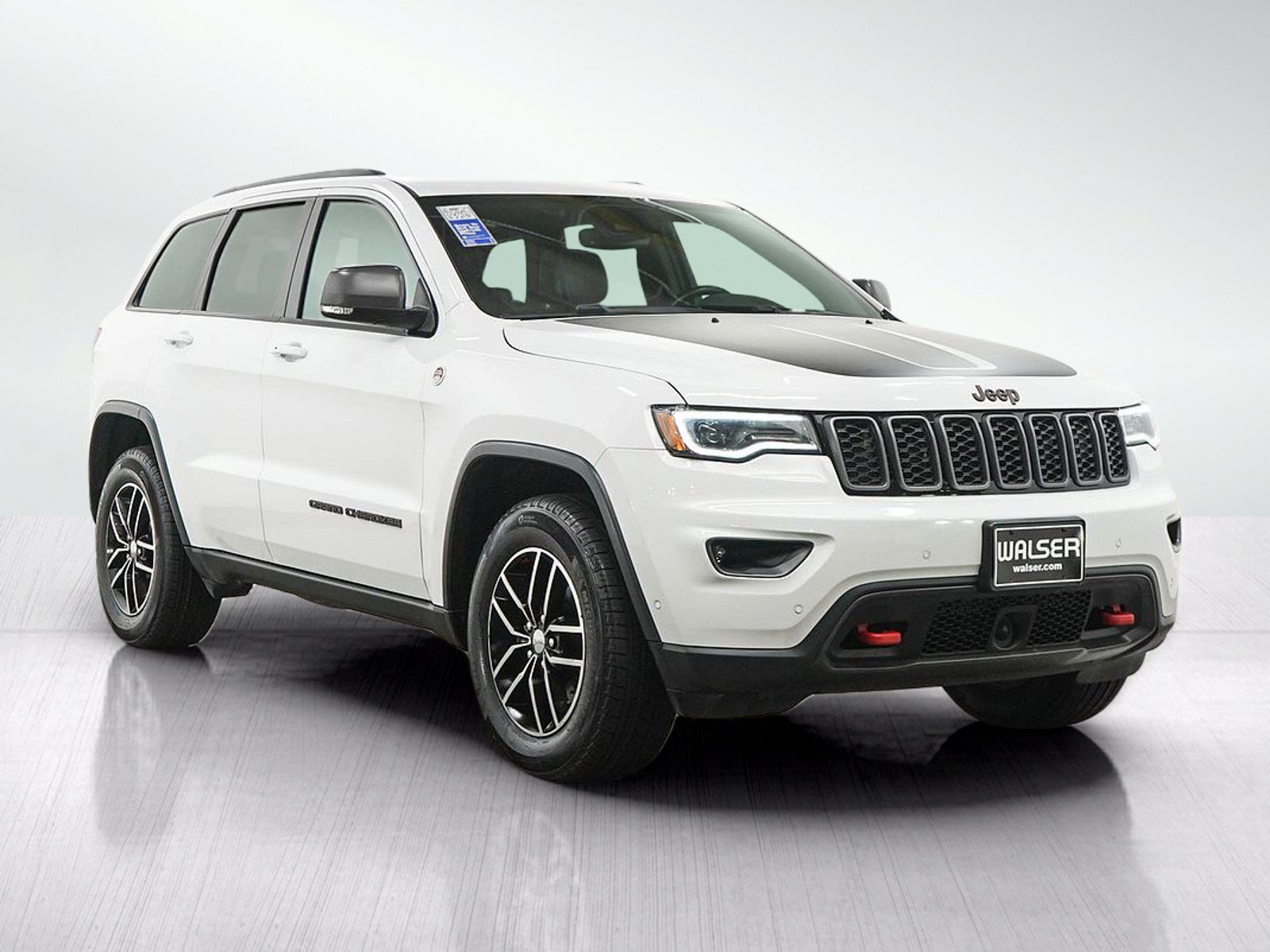 Used 2018 Jeep Grand Cherokee Trailhawk w/ Trailhawk Luxury Group AWD/4WD image 7